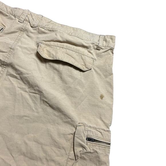 Nike Vintage Khaki Cargo Utility Shorts - Picture 4 of 5